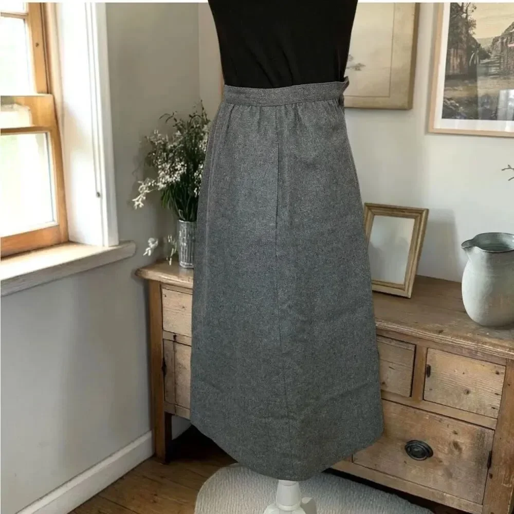 Vintage 80’s SASSON Gray Wool Blend Midi Skirt Sz 4 XS